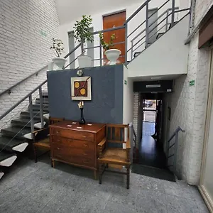 Departamento Ubicadisimo Calle Chile Con Estacionamiento Incluido Capital 6 Apartamento