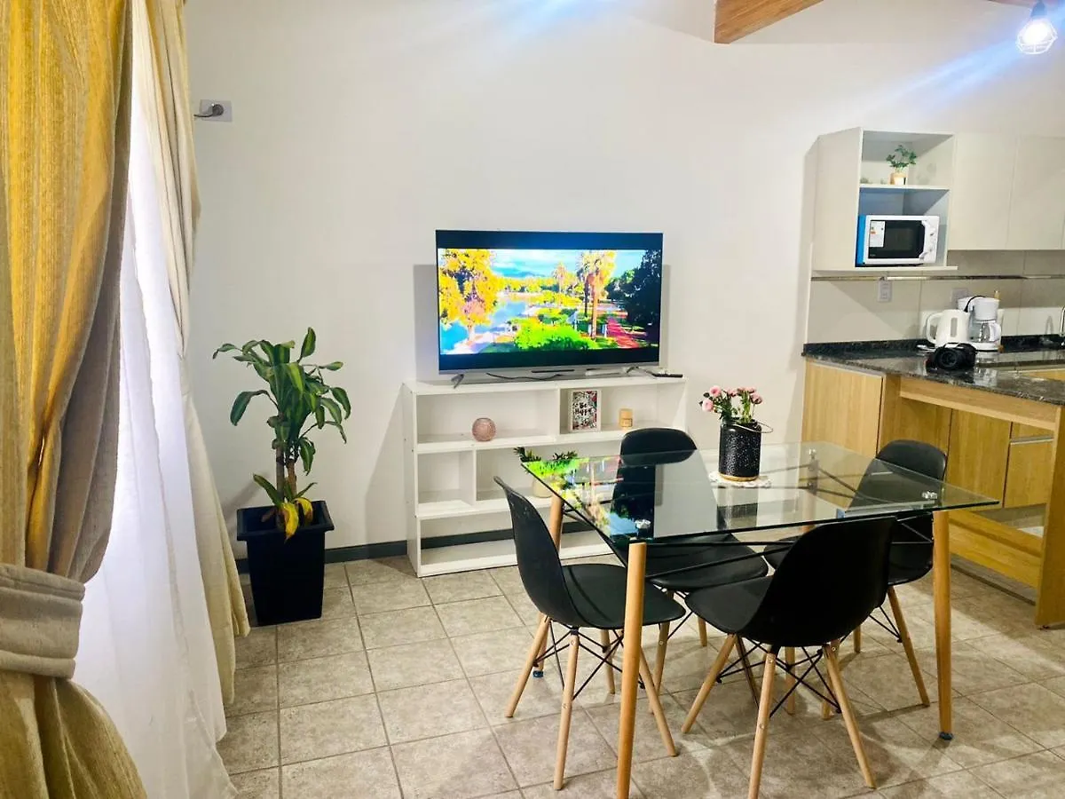 2Do Espacio Kelesis - Moderno Y Confortable ميندوزا